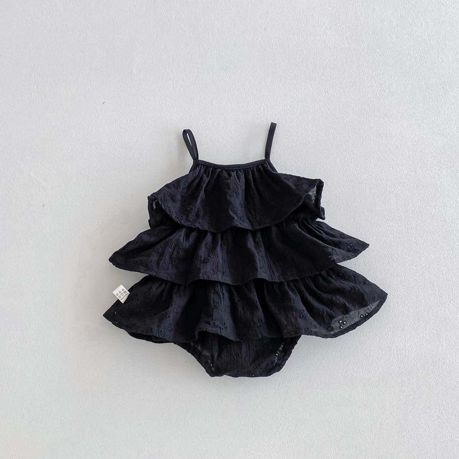 【73-90】フラワー刺繍ティアードロンパース