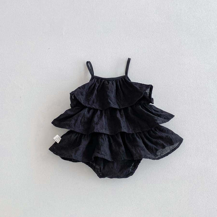 【73-90】フラワー刺繍ティアードロンパース