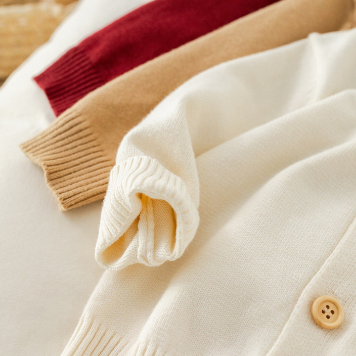 【73-100】ワンポイント刺繍ニットカーディガン