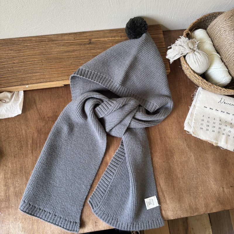 ポンポンフード付きマフラー