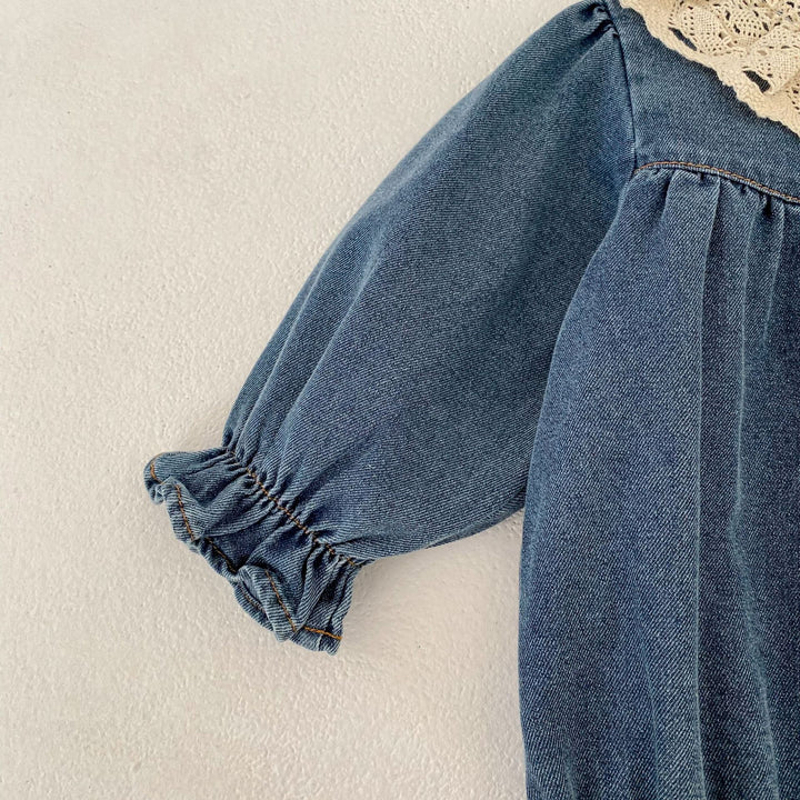 【73-90】レースカラーデニムロンパース