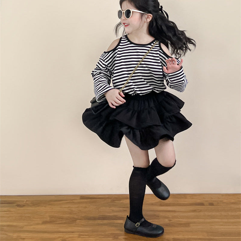 【90-140】ボーダー肩開きトップス