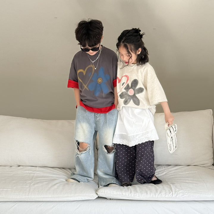 【90-150】ハート＆フラワーTシャツ