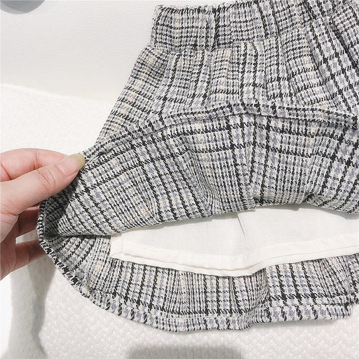 重ね着風チェックセットアップ