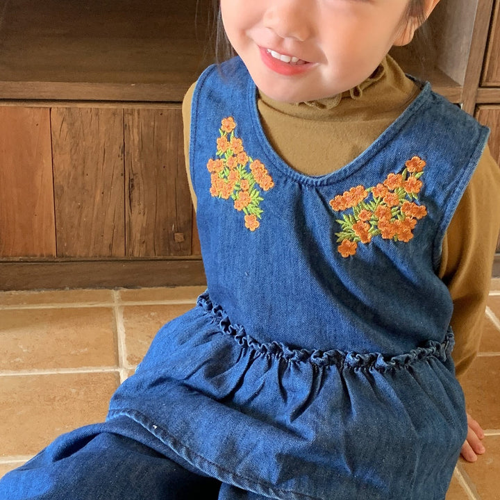 【baby＆kids】フラワー刺繍デニムセットアップ