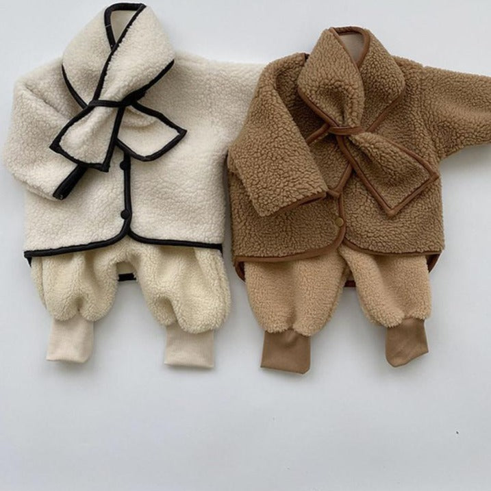 マフラー付きノーカラーアウター