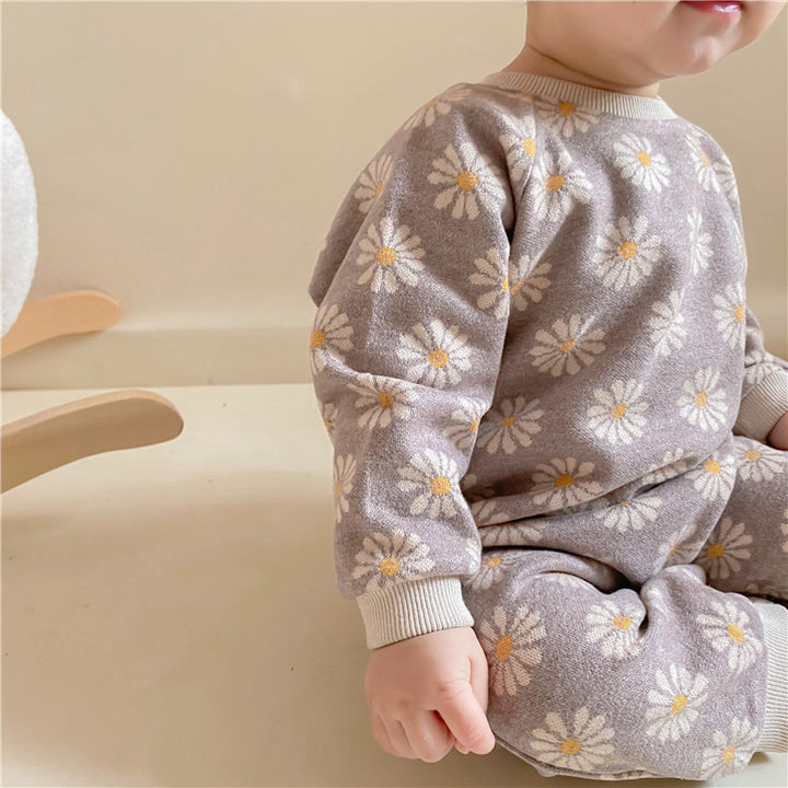 あったかデザインニットロンパース