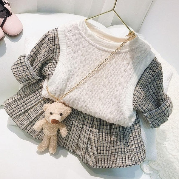 重ね着風チェックセットアップ